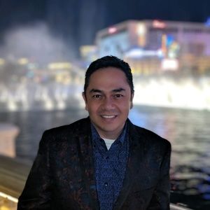 Meet your Posher, Steve